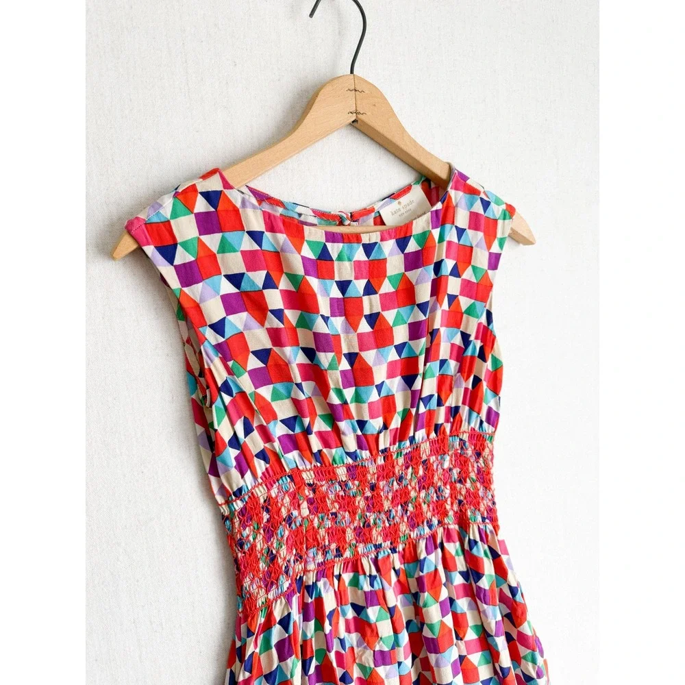 Kate Spade New York Abbey Silk Geometric Triangle Smocked Waist Dress Size 0 - Picture 3 of 5